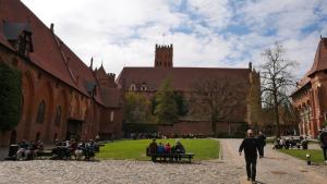 Zdrowie pracowników wobec zagrożeń XXI wieku