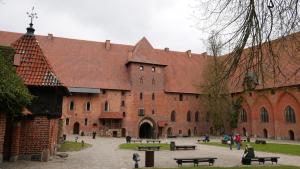 Zdrowie pracowników wobec zagrożeń XXI wieku